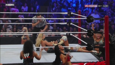 WWE_PPV_Survivor_Series_11_20_2011_720p_HDTV_x264_28129_Eve_Torres_vs_Beth_Phoenix_mkv_000246199.jpg
