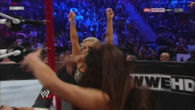 WWE_PPV_Survivor_Series_11_20_2011_720p_HDTV_x264_28129_Eve_Torres_vs_Beth_Phoenix_mkv_000246839.jpg