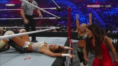 WWE_PPV_Survivor_Series_11_20_2011_720p_HDTV_x264_28129_Eve_Torres_vs_Beth_Phoenix_mkv_000248159.jpg