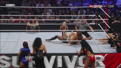 WWE_PPV_Survivor_Series_11_20_2011_720p_HDTV_x264_28129_Eve_Torres_vs_Beth_Phoenix_mkv_000344479.jpg