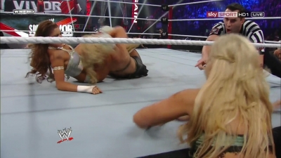 WWE_PPV_Survivor_Series_11_20_2011_720p_HDTV_x264_28129_Eve_Torres_vs_Beth_Phoenix_mkv_000349479.jpg