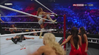 WWE_PPV_Survivor_Series_11_20_2011_720p_HDTV_x264_28129_Eve_Torres_vs_Beth_Phoenix_mkv_000384919.jpg