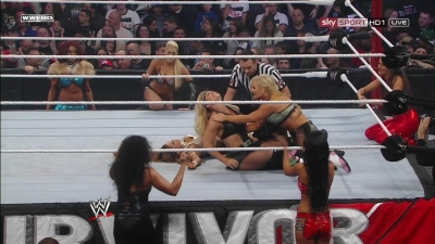 WWE_PPV_Survivor_Series_11_20_2011_720p_HDTV_x264_28129_Eve_Torres_vs_Beth_Phoenix_mkv_000438879.jpg
