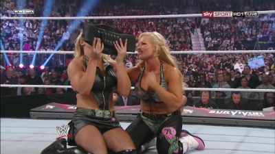 WWE_PPV_Survivor_Series_11_20_2011_720p_HDTV_x264_28129_Eve_Torres_vs_Beth_Phoenix_mkv_000475319.jpg