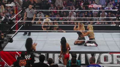 WWE_PPV_Survivor_Series_11_20_2011_720p_HDTV_x264_28129_Eve_Torres_vs_Beth_Phoenix_mkv_000476559.jpg