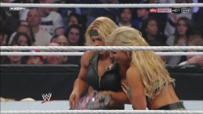 WWE_PPV_Survivor_Series_11_20_2011_720p_HDTV_x264_28129_Eve_Torres_vs_Beth_Phoenix_mkv_000478359.jpg