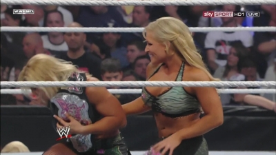 WWE_PPV_Survivor_Series_11_20_2011_720p_HDTV_x264_28129_Eve_Torres_vs_Beth_Phoenix_mkv_000487199.jpg