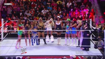 WWE_Raw_10_31_11_720p_AC3_5_1_x264_mkv_000307707.jpg