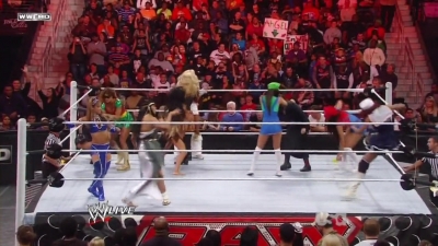 WWE_Raw_10_31_11_720p_AC3_5_1_x264_mkv_000319552.jpg