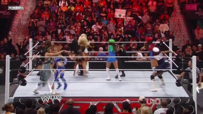 WWE_Raw_10_31_11_720p_AC3_5_1_x264_mkv_000320069.jpg