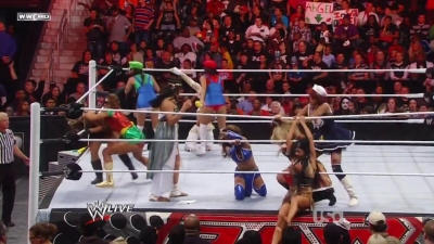 WWE_Raw_10_31_11_720p_AC3_5_1_x264_mkv_000333266.jpg