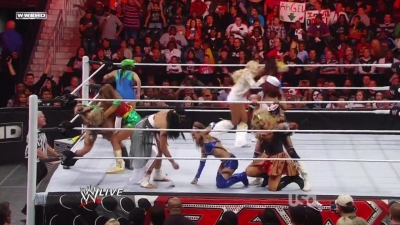 WWE_Raw_10_31_11_720p_AC3_5_1_x264_mkv_000334951.jpg
