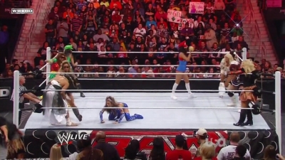 WWE_Raw_10_31_11_720p_AC3_5_1_x264_mkv_000342391.jpg