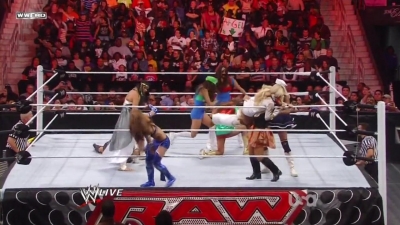 WWE_Raw_10_31_11_720p_AC3_5_1_x264_mkv_000367134.jpg