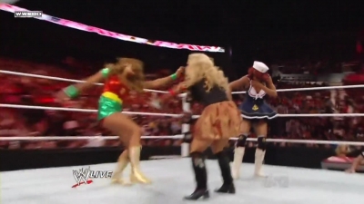 WWE_Raw_10_31_11_720p_AC3_5_1_x264_mkv_000444461.jpg