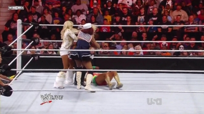 WWE_Raw_10_31_11_720p_AC3_5_1_x264_mkv_000451118.jpg