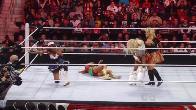 WWE_Raw_10_31_11_720p_AC3_5_1_x264_mkv_000455772.jpg