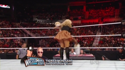 WWE_Raw_10_31_11_720p_AC3_5_1_x264_mkv_000460677.jpg