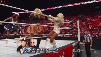 WWE_Raw_10_31_11_720p_AC3_5_1_x264_mkv_000462562.jpg