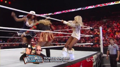 WWE_Raw_10_31_11_720p_AC3_5_1_x264_mkv_000463029.jpg