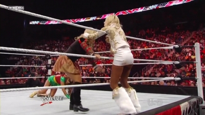WWE_Raw_10_31_11_720p_AC3_5_1_x264_mkv_000469669.jpg