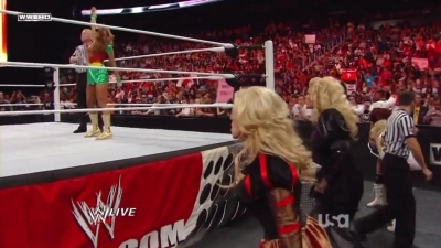 WWE_Raw_10_31_11_720p_AC3_5_1_x264_mkv_000489439.jpg