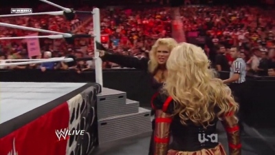 WWE_Raw_10_31_11_720p_AC3_5_1_x264_mkv_000491107.jpg
