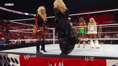 WWE_Raw_10_31_11_720p_AC3_5_1_x264_mkv_000524941.jpg