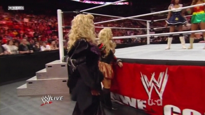 WWE_Raw_10_31_11_720p_AC3_5_1_x264_mkv_000529112.jpg