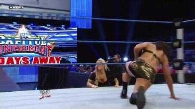 WWE_SmackDown_06_10_11_720p_AC3_5_1_x264_mkv_000162728.jpg