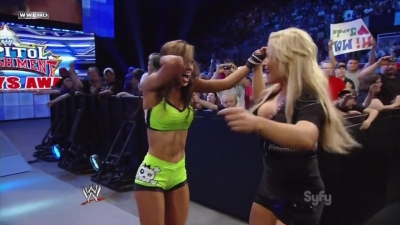 WWE_SmackDown_06_10_11_720p_AC3_5_1_x264_mkv_000217550.jpg