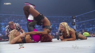 WWE_SmackDown_10_07_11_720p_AC3_5_1_x264_mkv_000213346.jpg