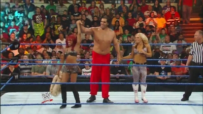 WWE_Super_Smackdown_2012_04_10_A_Blast_From_The_Past_HDTV_720p_x264_mkv_000002133.jpg