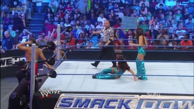 WWE_Super_Smackdown_2012_04_10_A_Blast_From_The_Past_HDTV_720p_x264_mkv_000080666.jpg