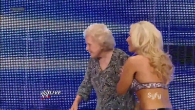 WWE_Super_Smackdown_2012_04_10_A_Blast_From_The_Past_HDTV_720p_x264_mkv_000135800.jpg