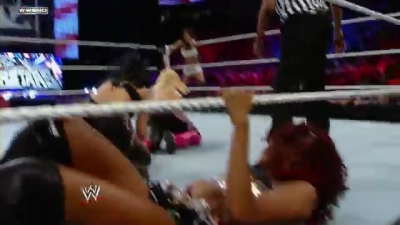WWE_Superstars_28th_April_2011_HDTV_x264-SYM_mp4_002461713.jpg