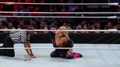 WWE_Superstars_28th_April_2011_HDTV_x264-SYM_mp4_002488398.jpg