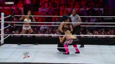 WWE_Superstars_28th_April_2011_HDTV_x264-SYM_mp4_002508995.jpg