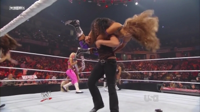 WWE_Monday_Night_Raw_2010_09_27_mp4_001003268.jpg